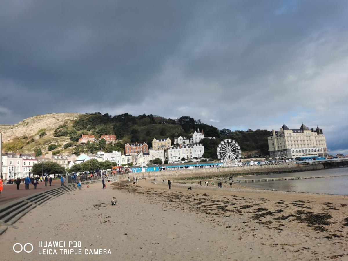Merrion Hotel Llandudno Extérieur photo