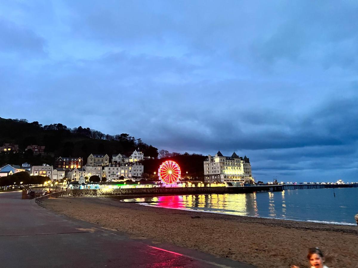 Merrion Hotel Llandudno Extérieur photo
