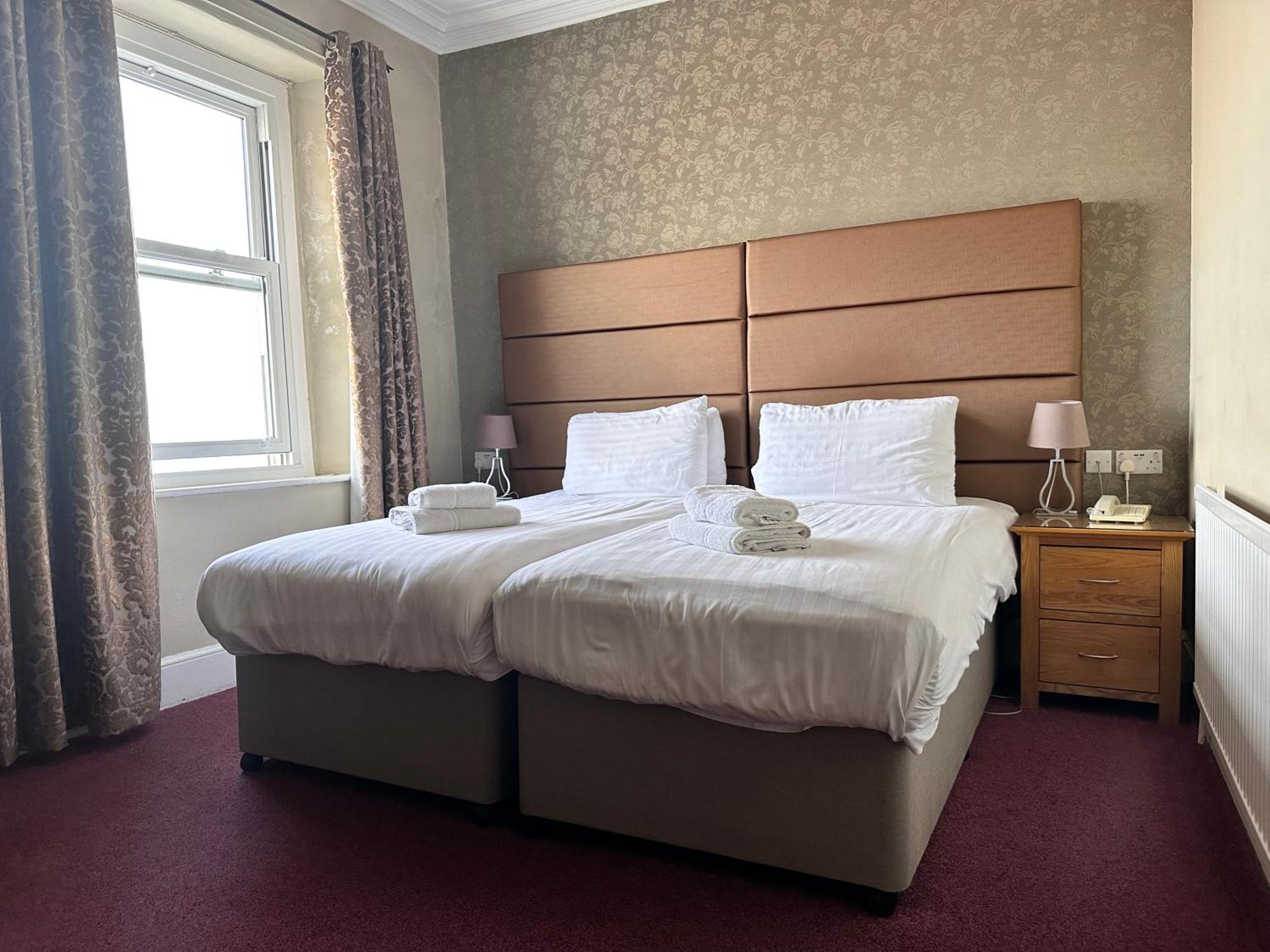 Merrion Hotel Llandudno Extérieur photo